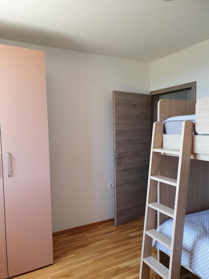 Apartma Zdenko Izola Esterno foto